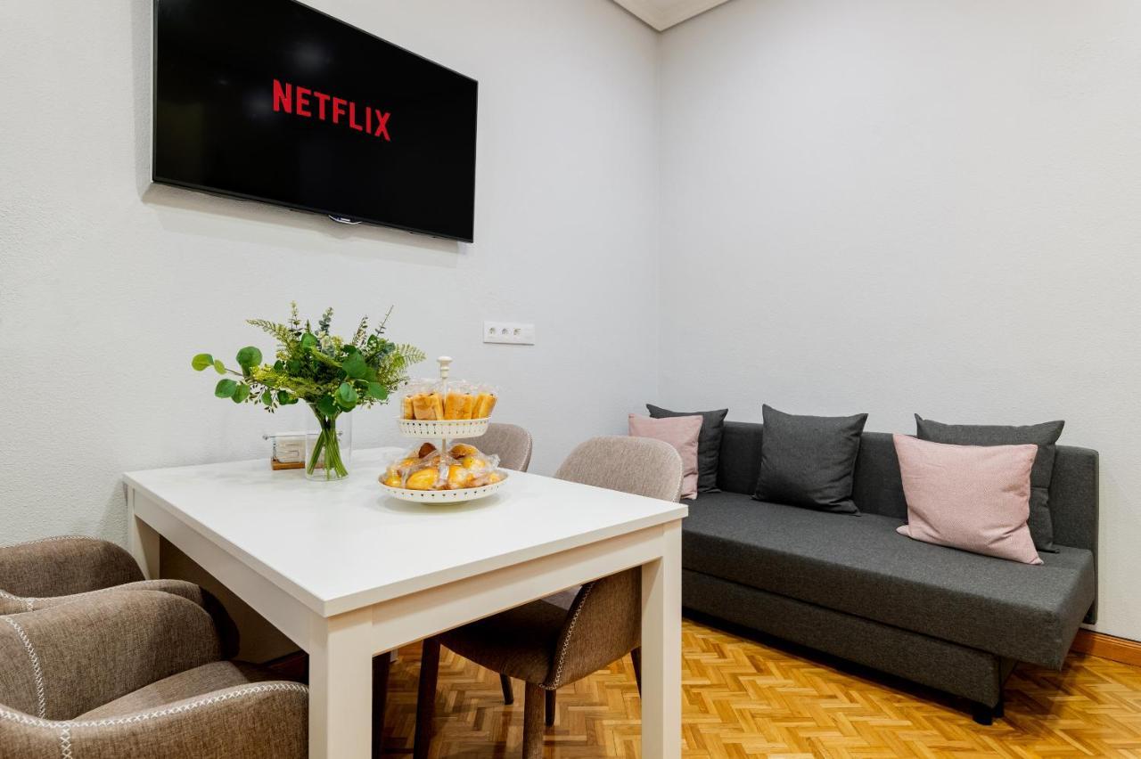 Centrico Apartamento Con 3 Banos En Puerta Del Sol Y Atocha Madryt Zewnętrze zdjęcie