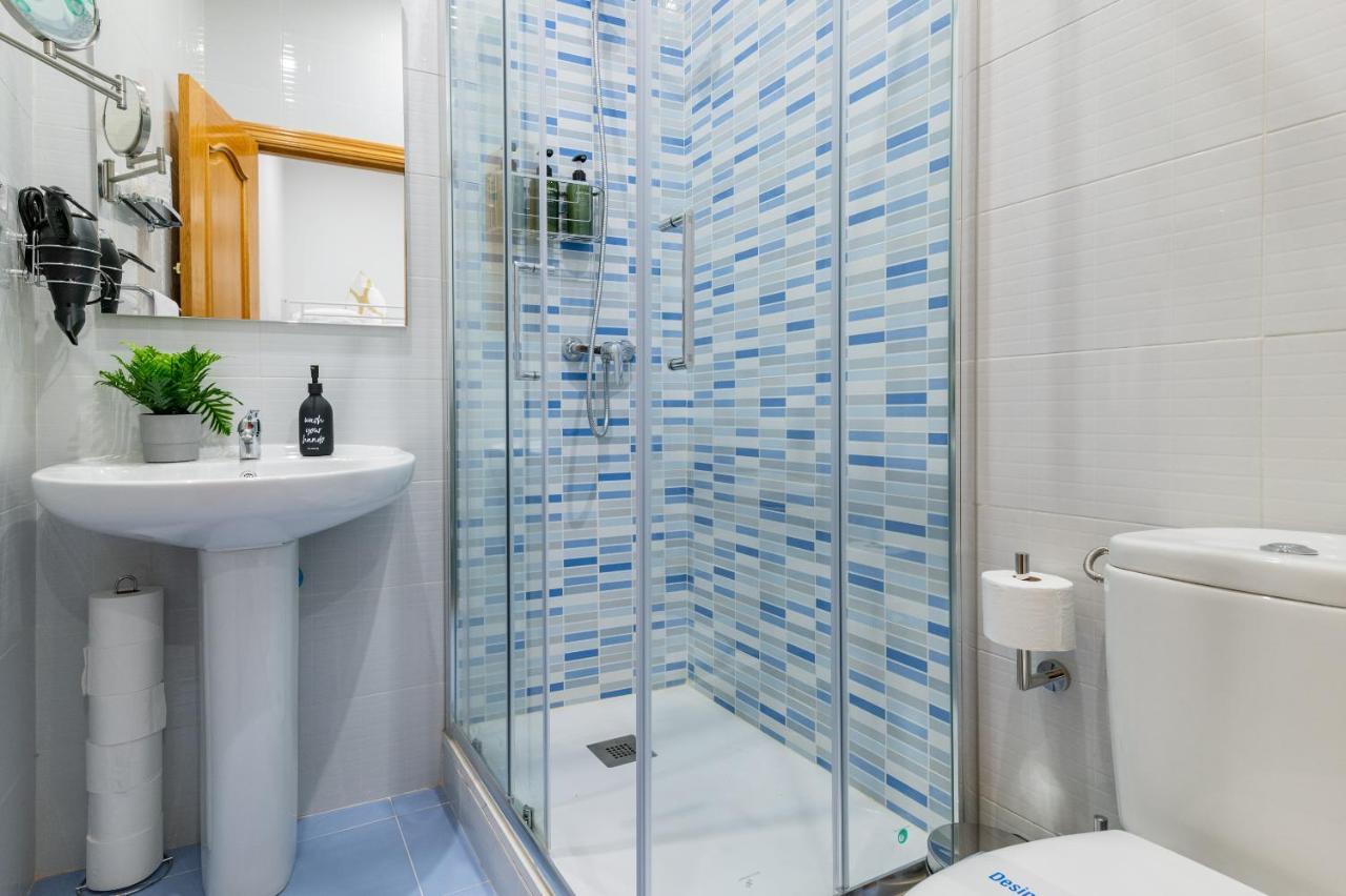 Centrico Apartamento Con 3 Banos En Puerta Del Sol Y Atocha Madryt Zewnętrze zdjęcie